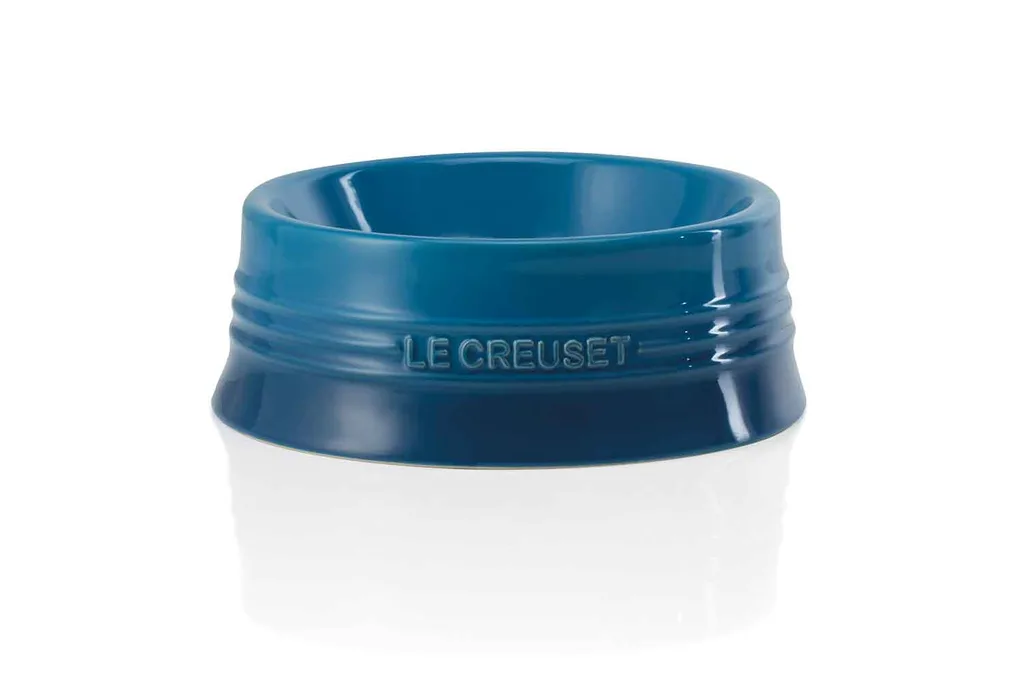 Le Creuset’s pet collection will make your designer dog’s day