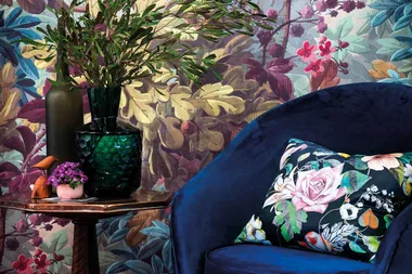 Scared of using colour? This is how you bring it into your home