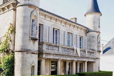 Sass and Bide’s Heidi Middleton has listed her French chateau for sale
