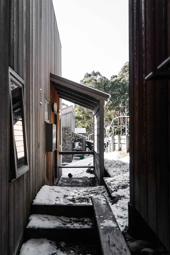 Snowy Mountains accomodation Airbnb