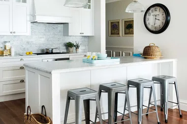 Coastal-style kitchen dilemmas solved