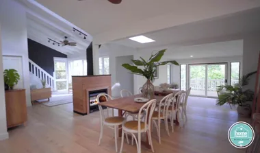 Watch: Open plan living by the beach