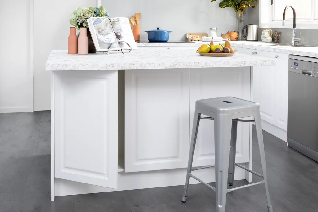 Island benches provided added storage and functionality