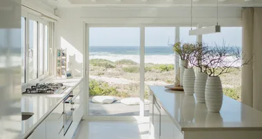Easy ways to add a Hamptons feel to your home