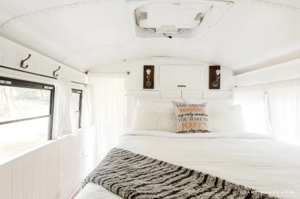 Glamping Hub