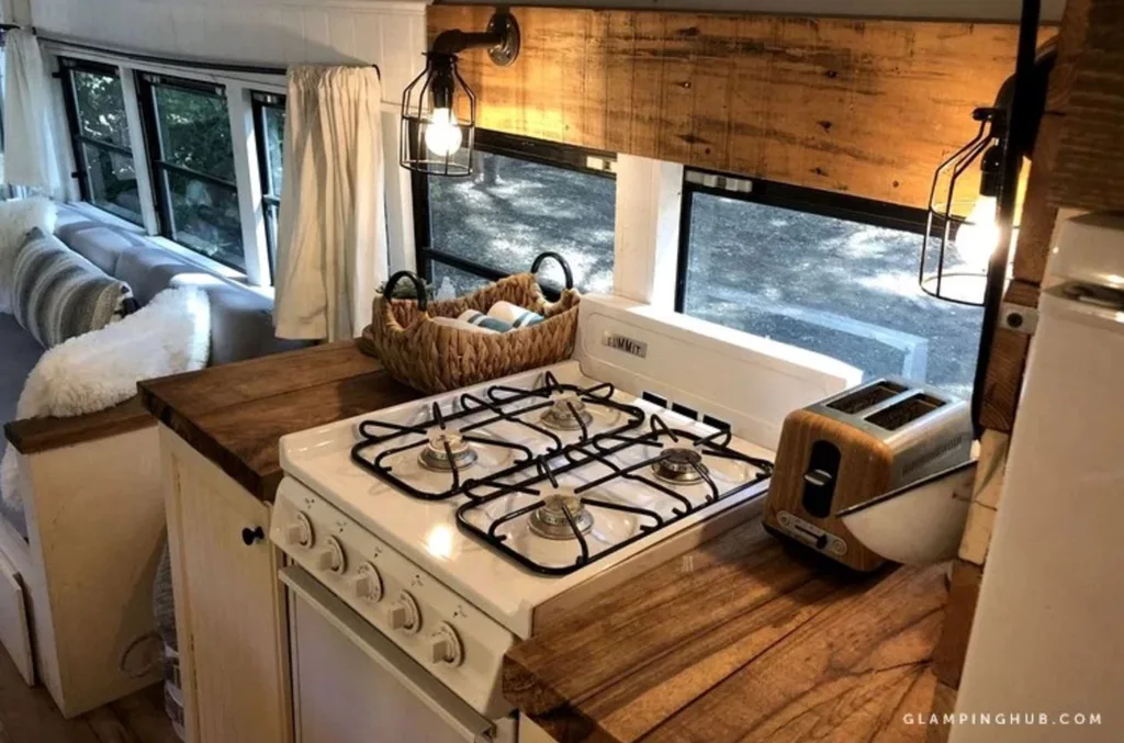 Glamping Hub