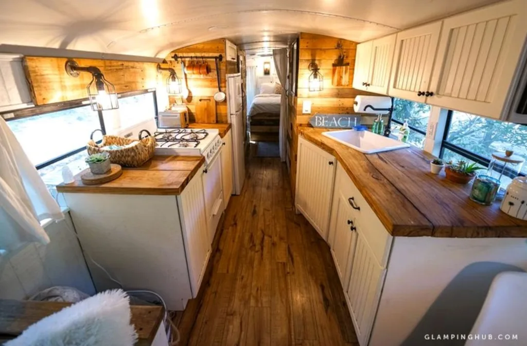 Glamping Hub