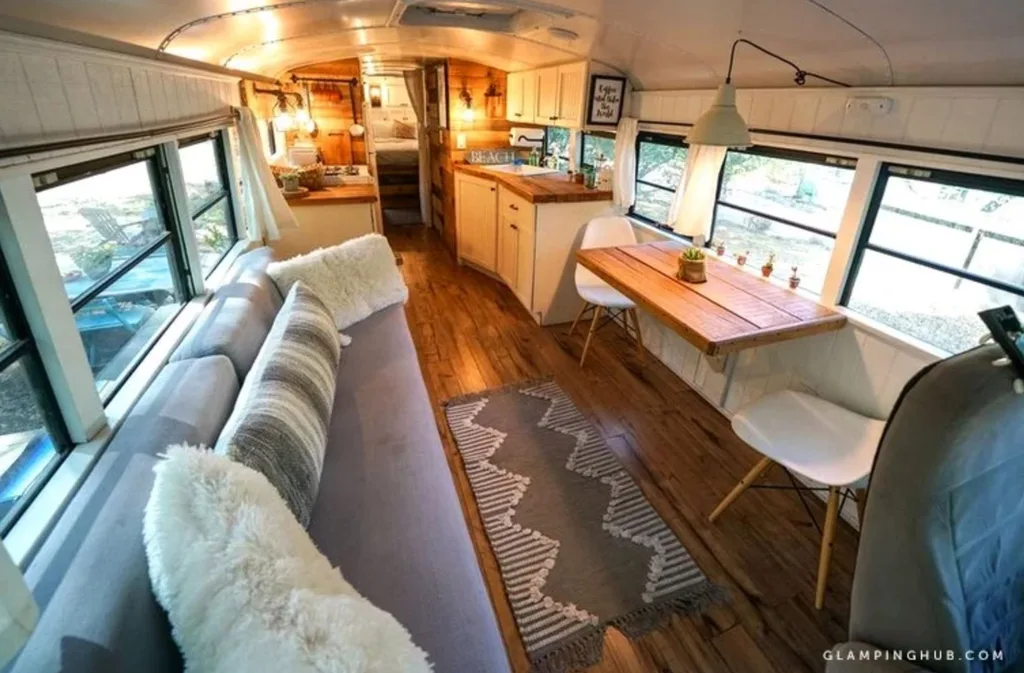 Glamping Hub