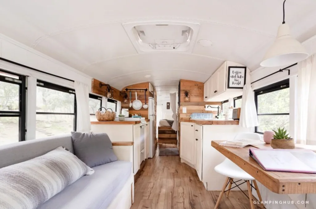 Glamping Hub