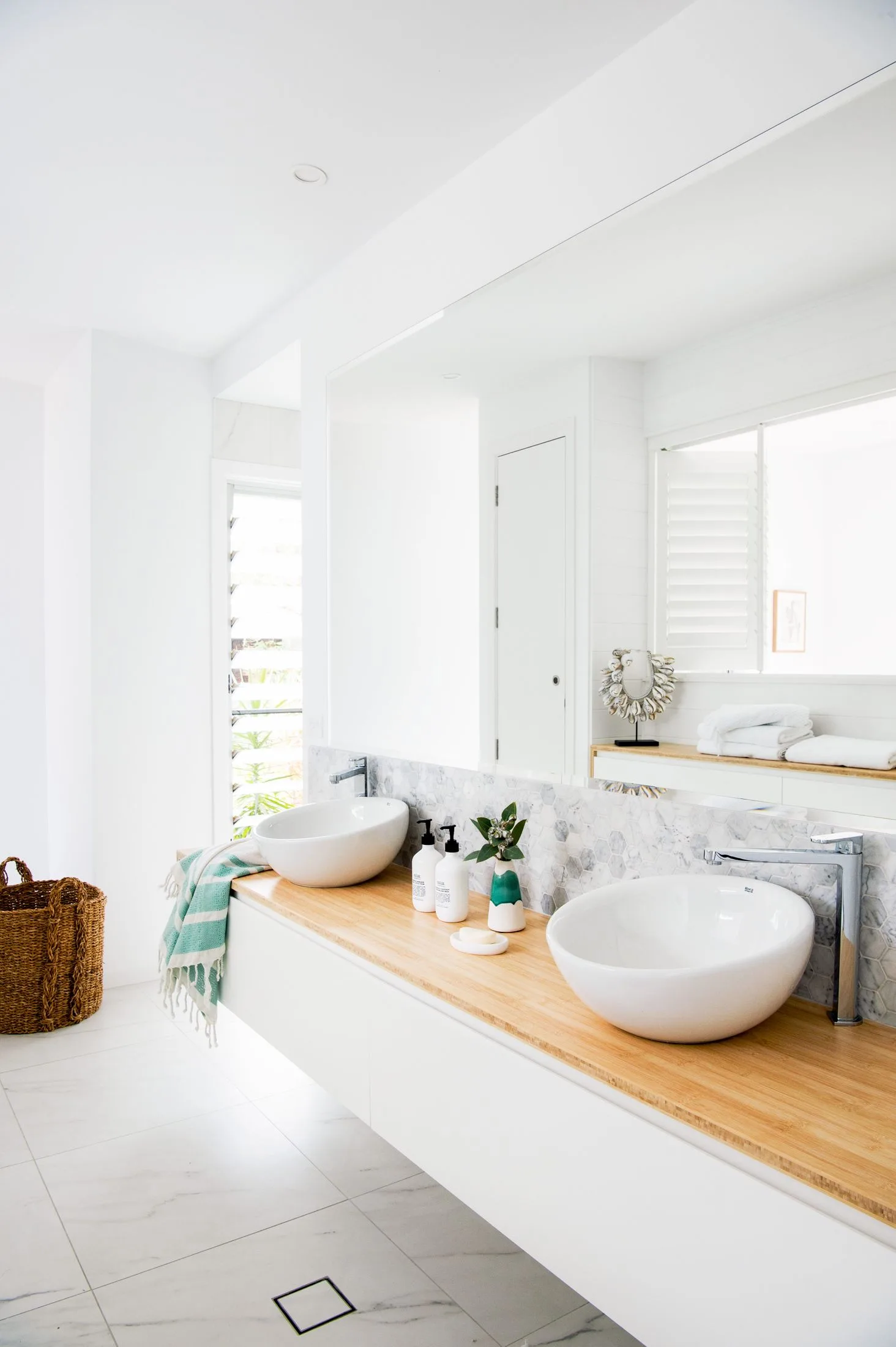 beach house bathroom