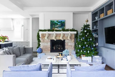 An idyllic sun-drenched Christmas with a coastal colour palette