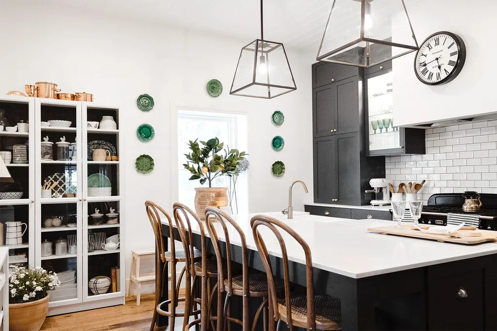 Country kitchen island bench