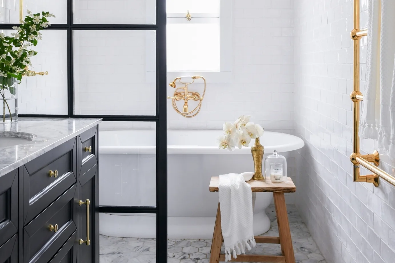 Expert Advice: Bathroom Renovations for Under $10,000