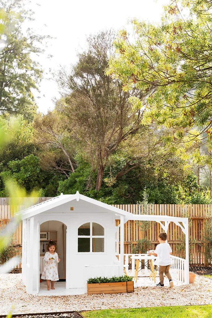 Mornington Peninsula farmhouse backyard cubby house