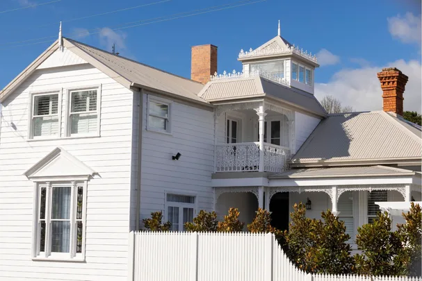 Shaynna Blaze country house