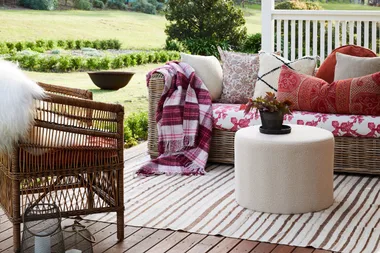 6 of the best waterproof & water-resistant outdoor rugs that will actually last