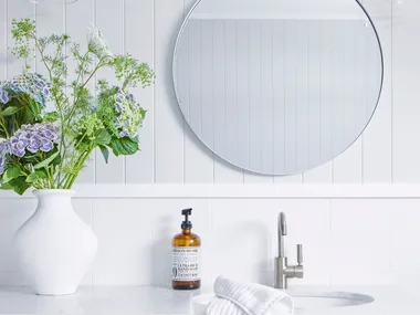 Hamptons style bathroom flowers