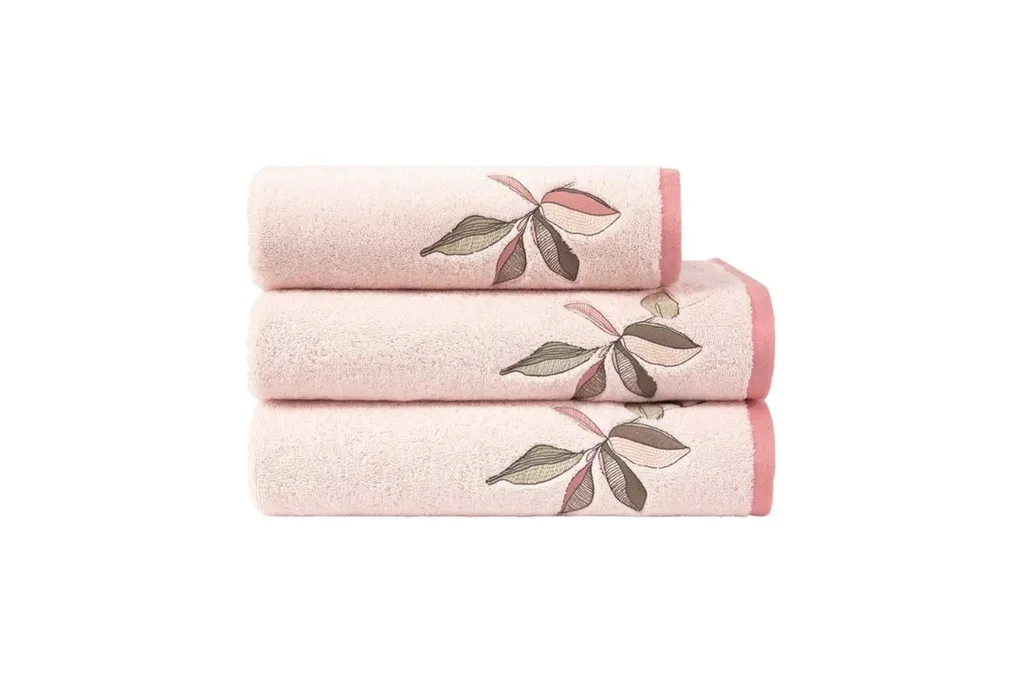 pink-hand-towels