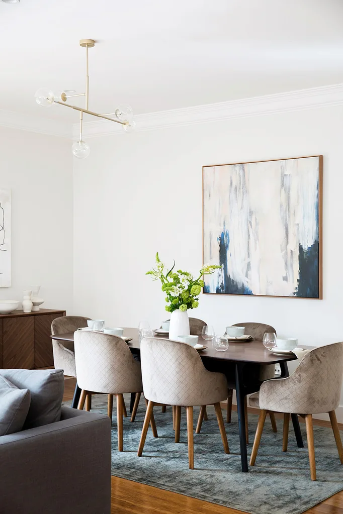 Contemporary dining room with velvet chairs