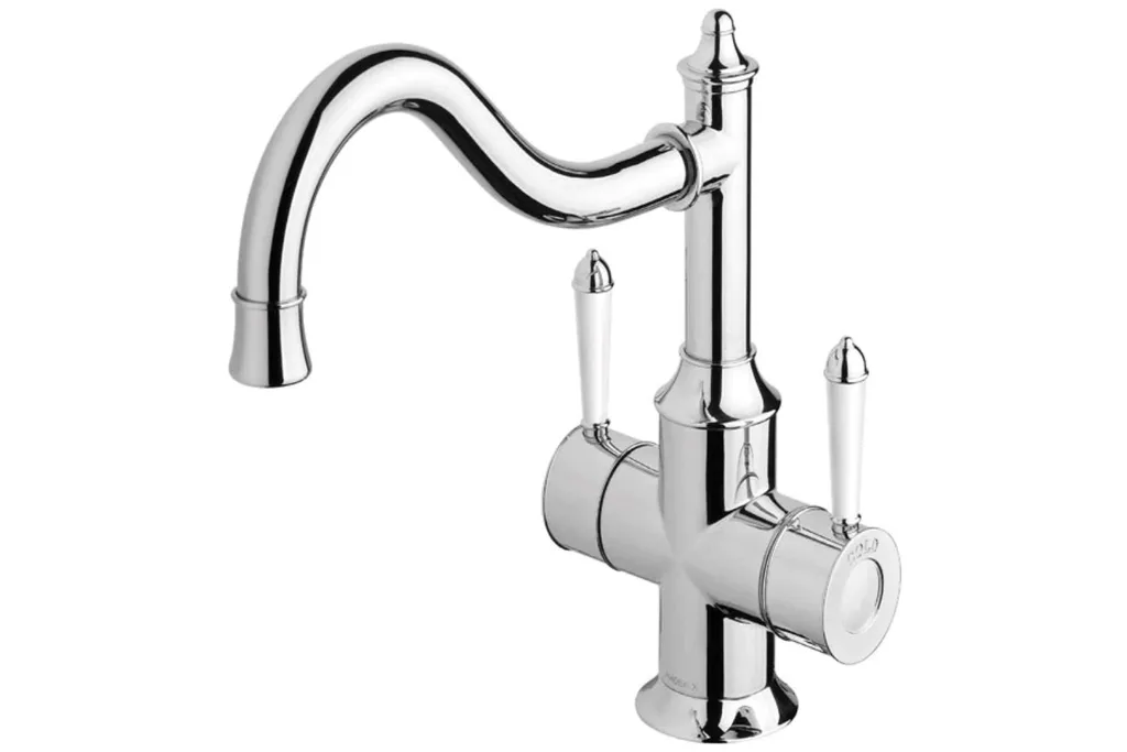 chrome-tap-with-porcelain-tap-levers