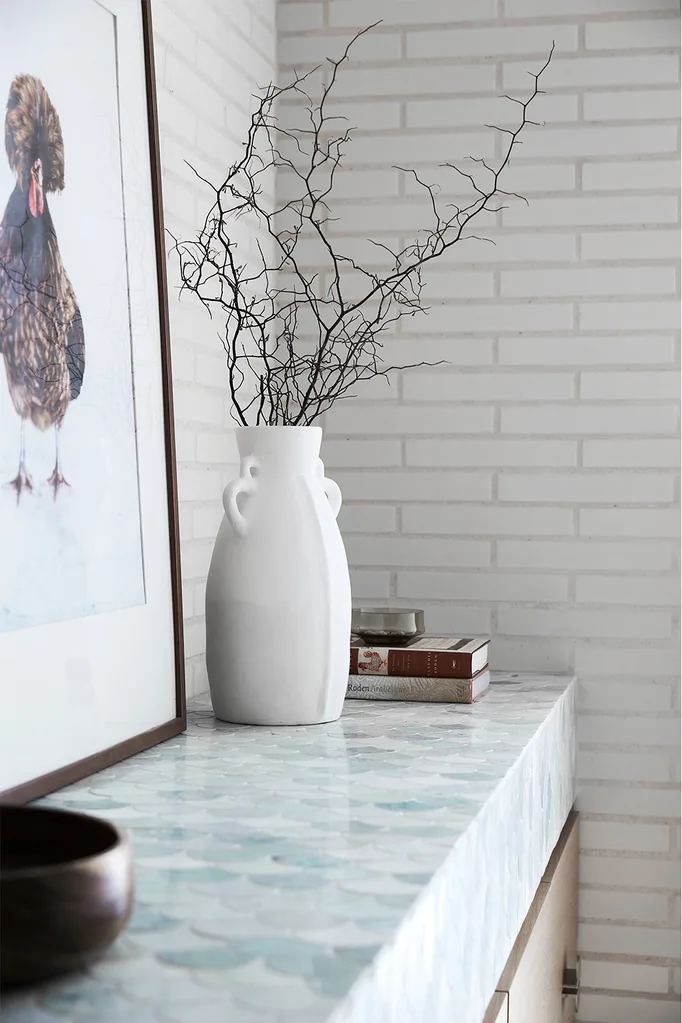 vase-branch-side-table