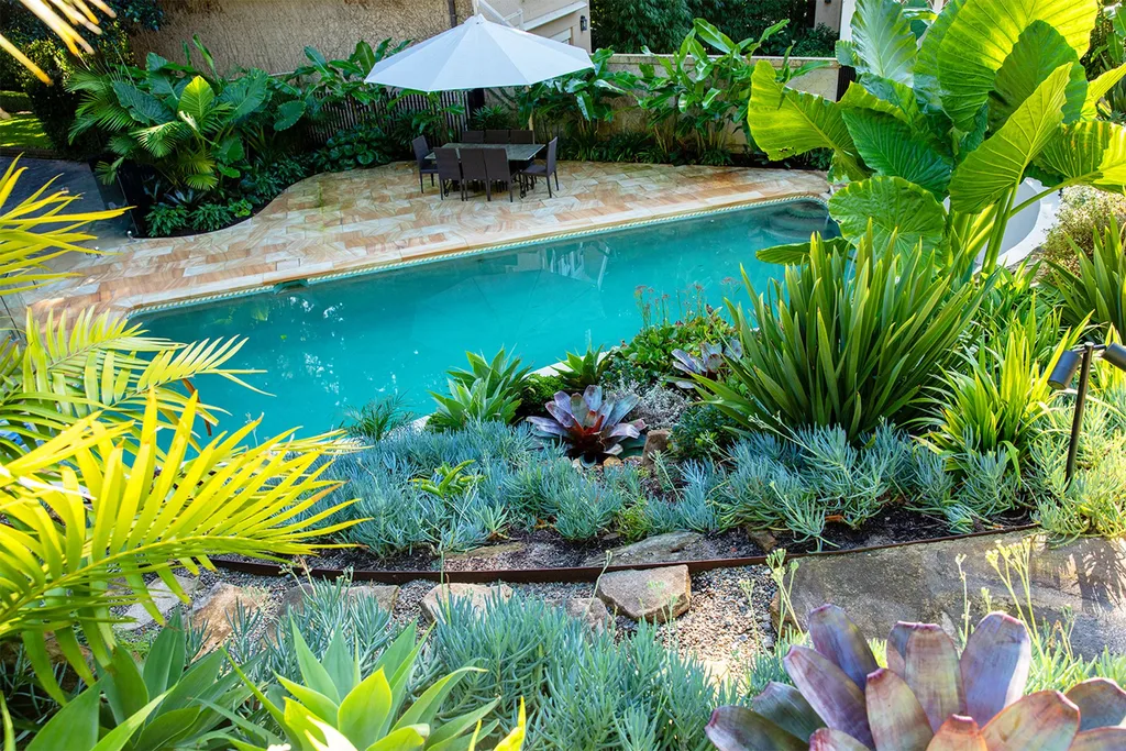 double bay garden jungle pool