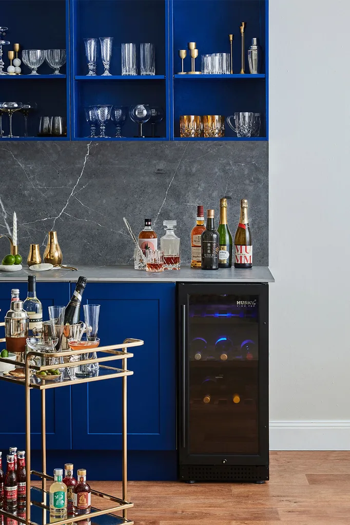 cobalt-blue-bar-barcart-glassware