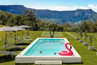 8 dreamy holiday homes to book for a weekend getaway in Australia