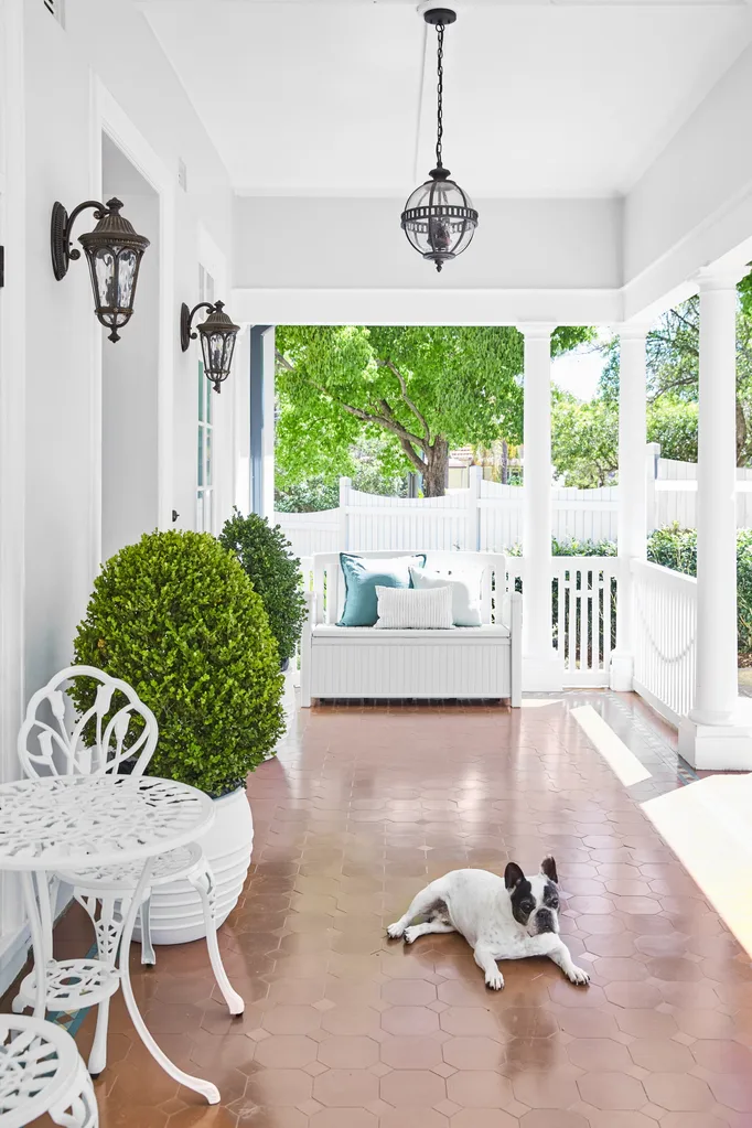 french provincial cottage verandah