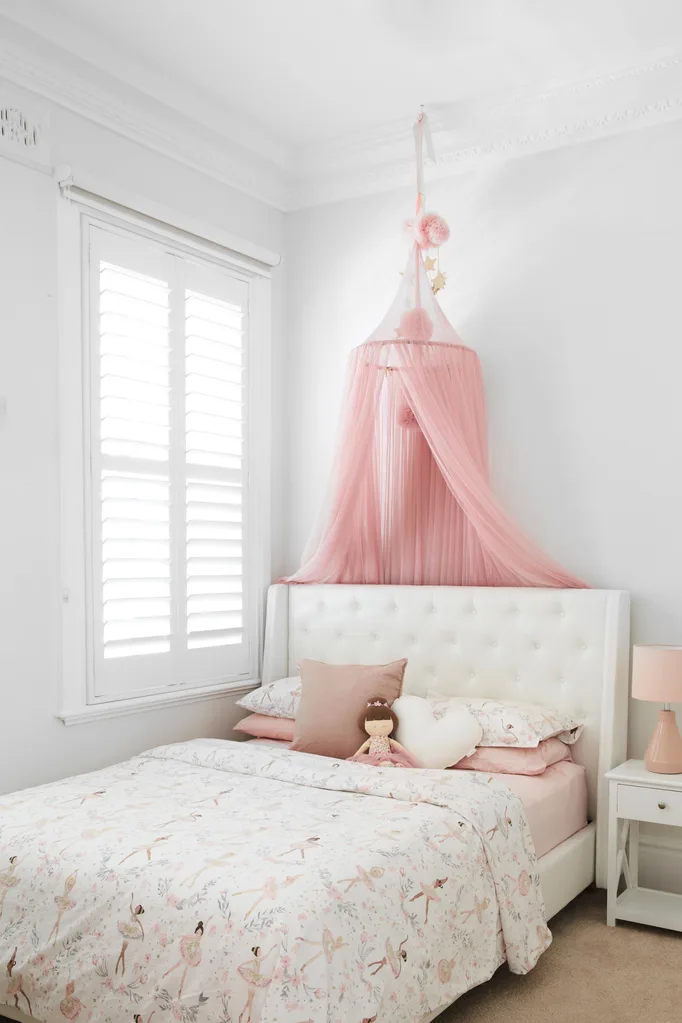 pink kids bedroom