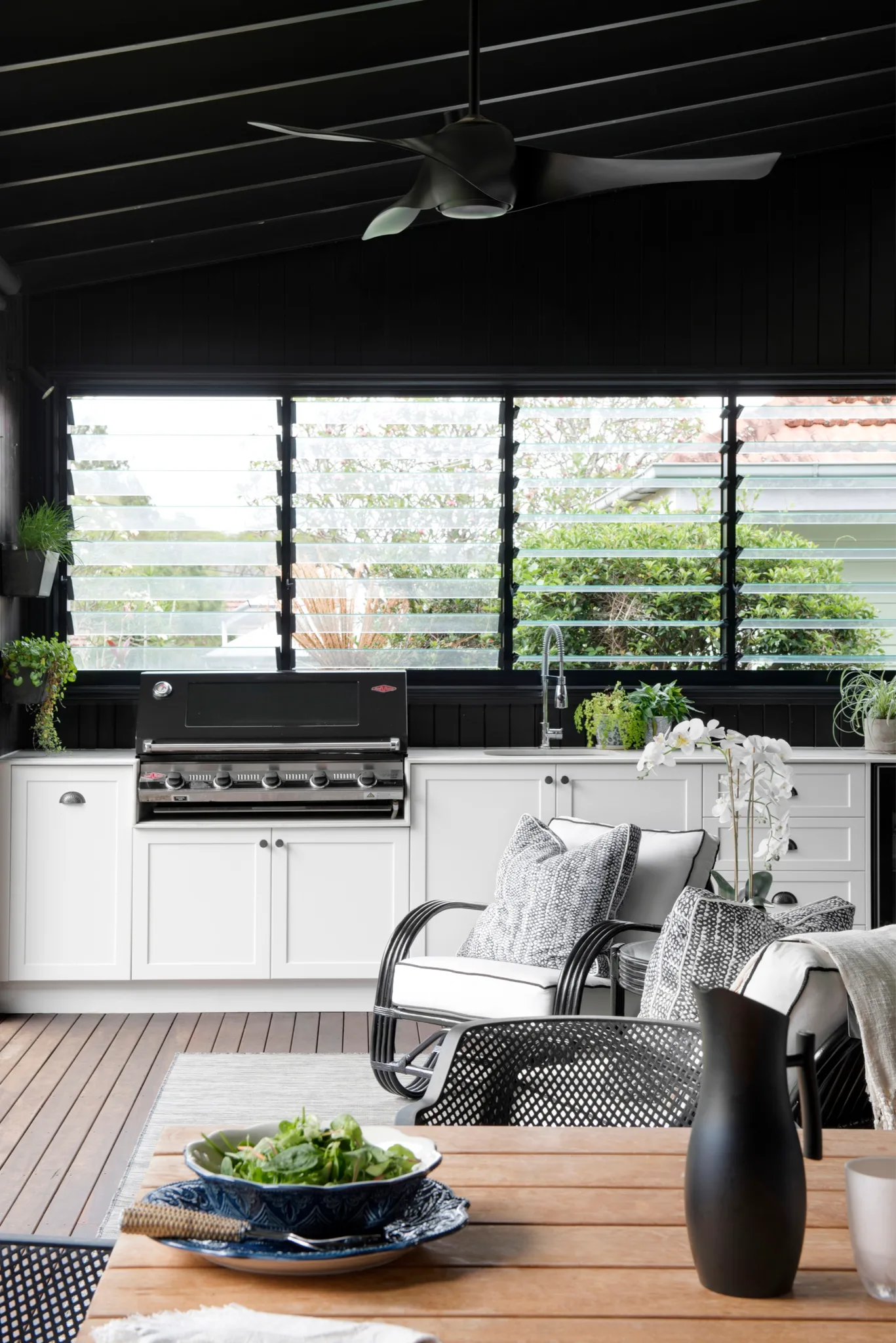 Alfresco Ideas for a Relaxing, Entertaining Space
