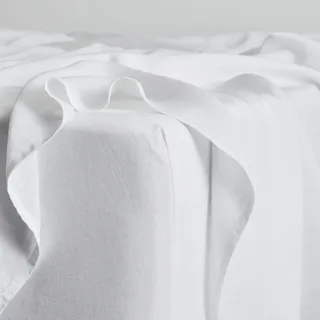 White 100% linen French flax linen fitted sheet in white (Queen), BedThreads