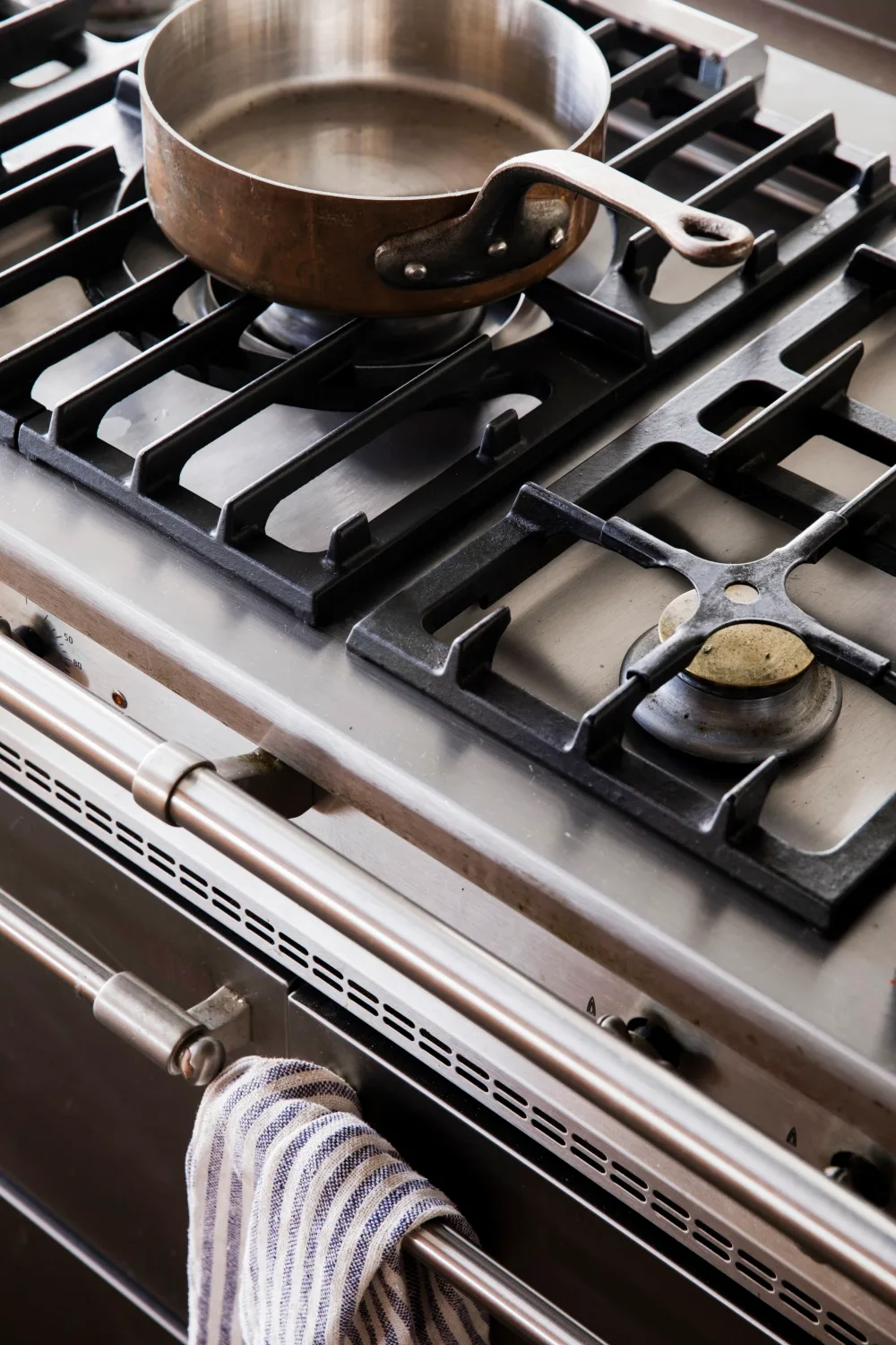 Matt Moran home kitchen cooktop