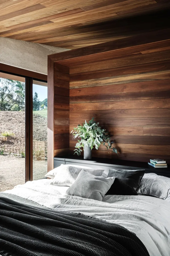 Bedroom with timber bedhead