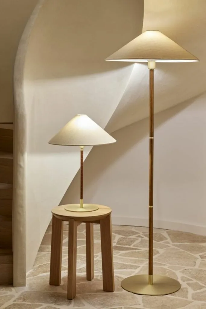 hat-shaped-floor-lamp