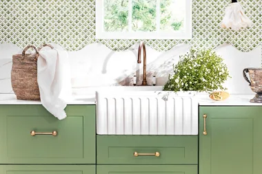 Green wallpaper ideas for a fresh space