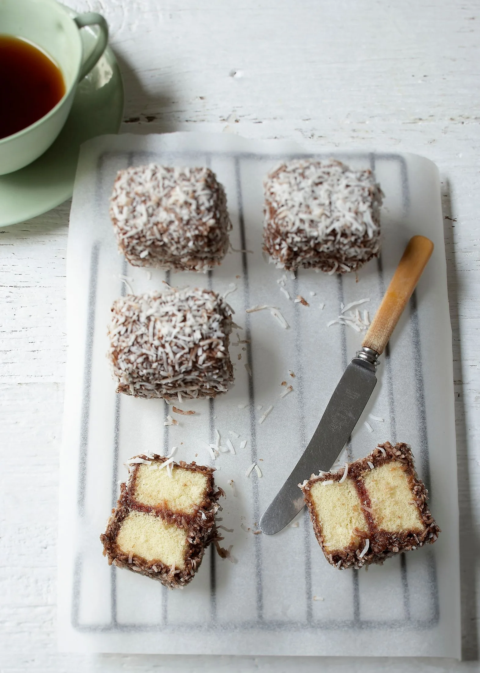 lamington cake gourmet traveller