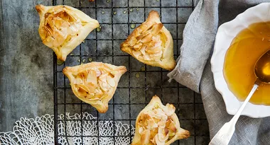 Fig and almond pastries