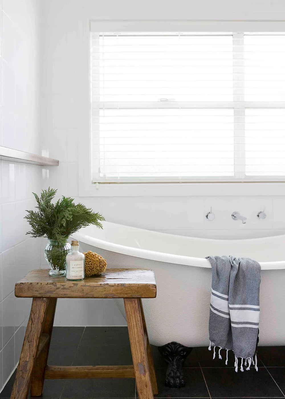How to tell it's time for a new bathroom