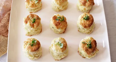 Cheddar cheese scones with thyme and sea salt