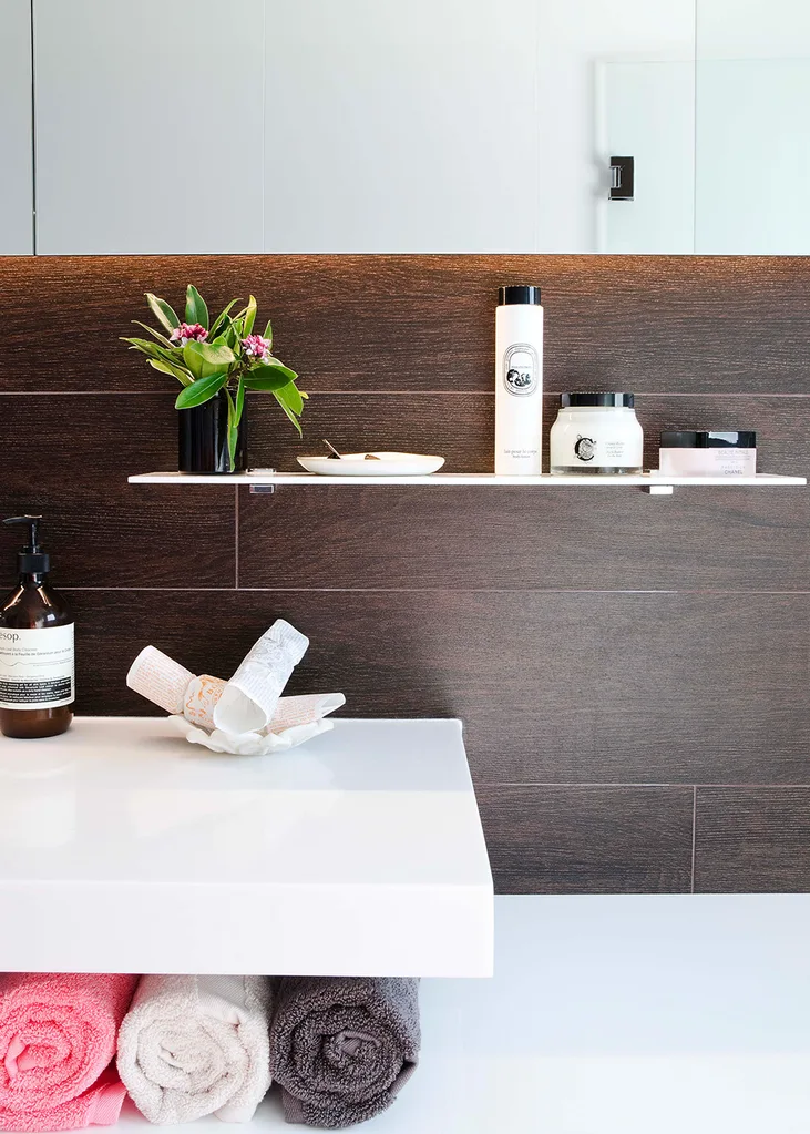 wood bathroom modern