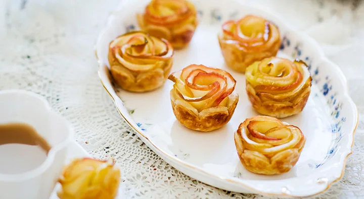 Apple rosebud tarts
