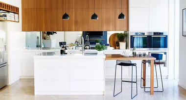 Divide & conquer: A living room and kitchen become one