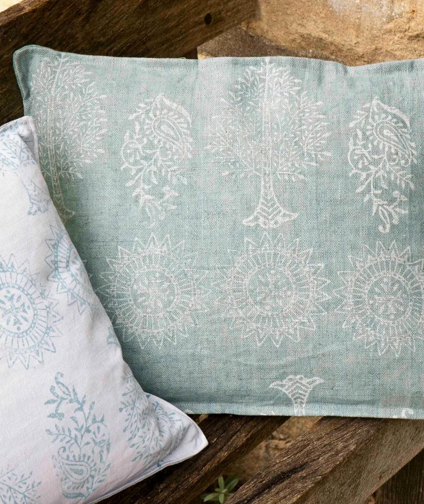 Cushion love