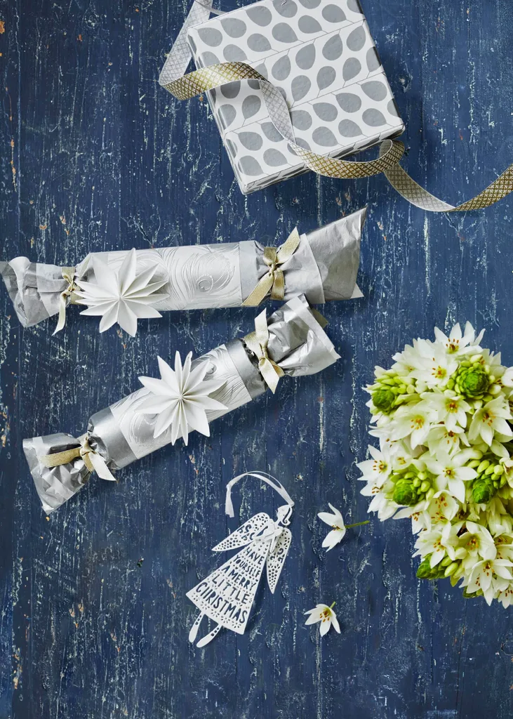 Christmas gift wrap