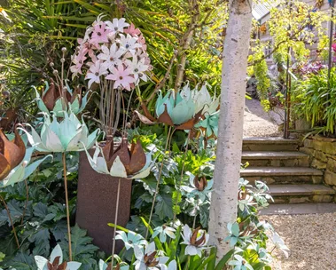 7 ways to add interest to your space with garden sculptures