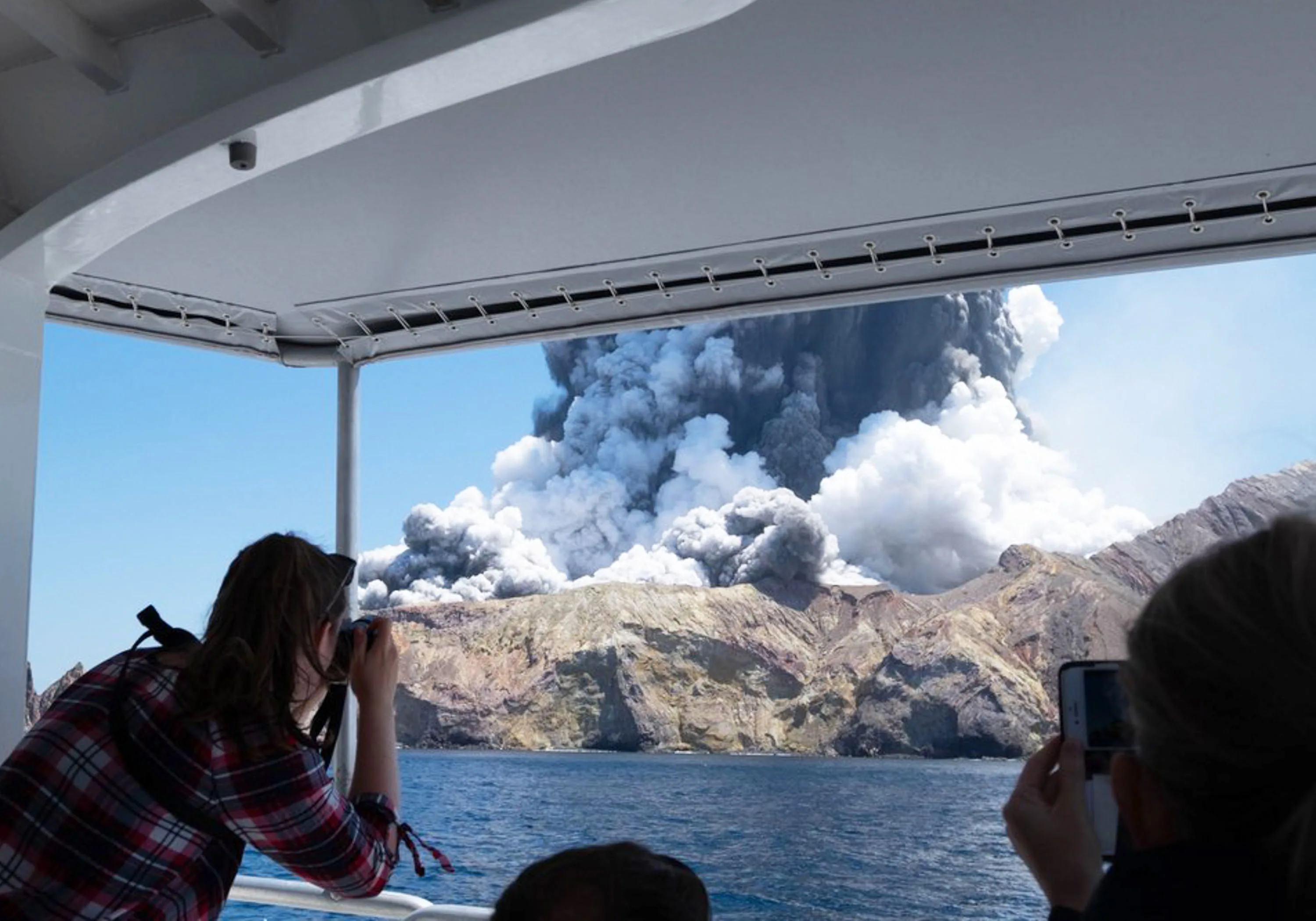 white island eruption