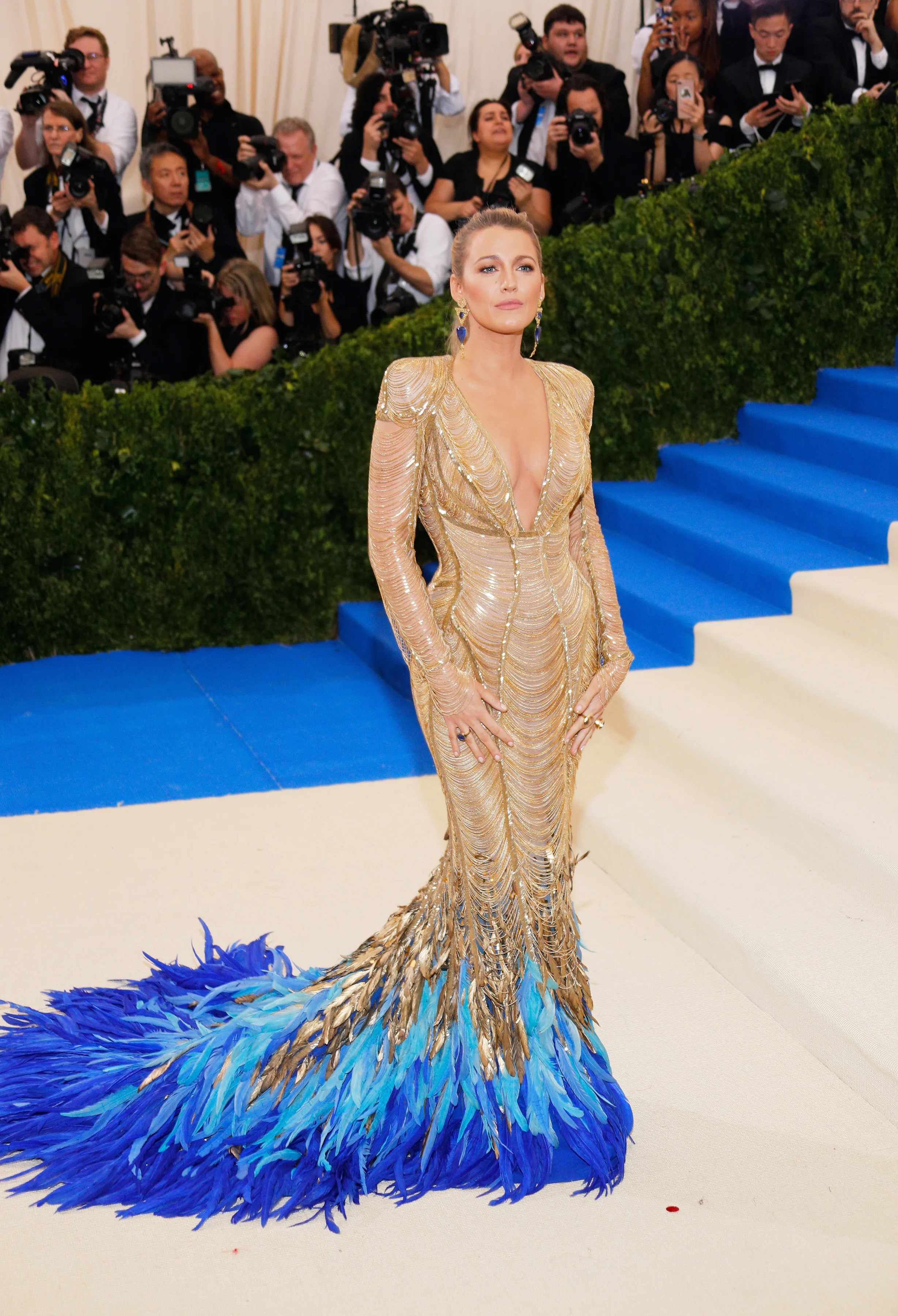 NEW YORK, NY - MAY 01:  Blake Lively and Ryan Reynolds attend 'Rei Kawakubo/Comme des Garçons:Art of the In-Between' Costume Institute Gala at Metropolitan Museum of Art on May 1, 2017 in New York City.  (Photo by Jackson Lee/FilmMagic)