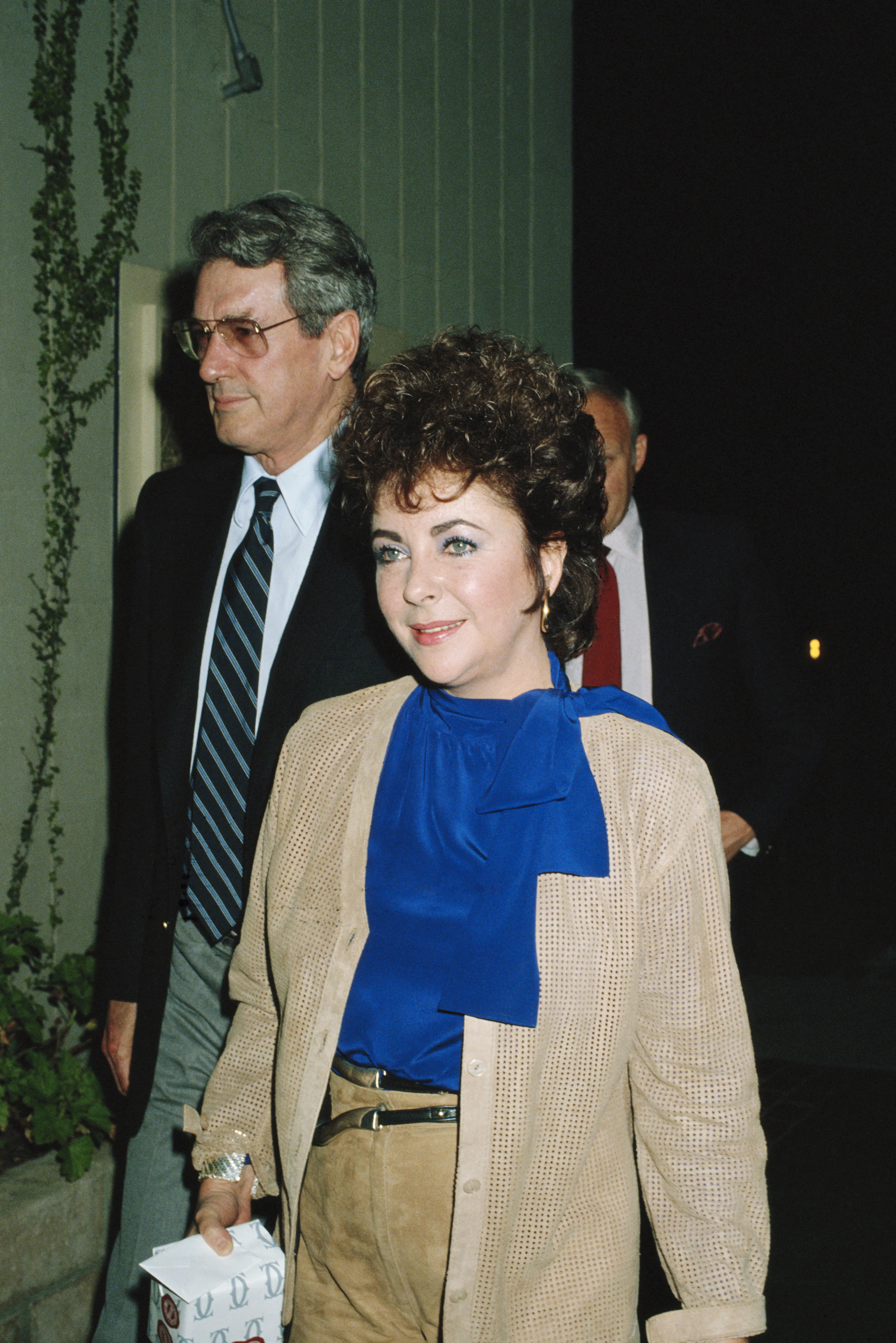 Actors Rock Hudson (1925 - 1985) and Elizabeth Taylor (1932 - 2011), circa 1982. (Photo by Maureen Donaldson/Getty Images)