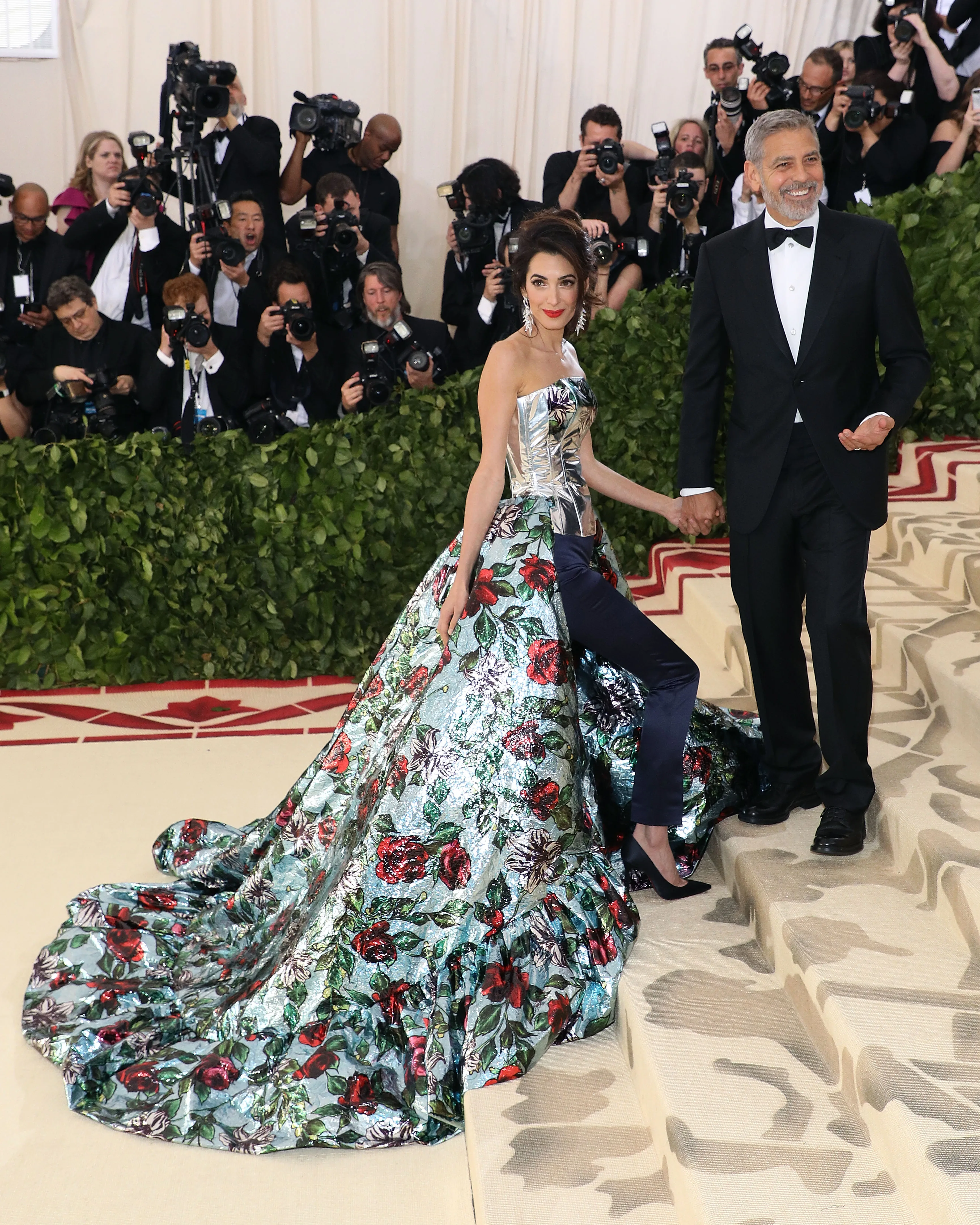 NEW YORK, NY - MAY 07: Amal Clooney and George Clooney attend "Heavenly Bodies: Fashion & the Catholic Imagination", the 2018 Costume Institute Benefit at Metropolitan Museum of Art on May 7, 2018 in New York City. (Photo by Taylor Hill/Getty Images)